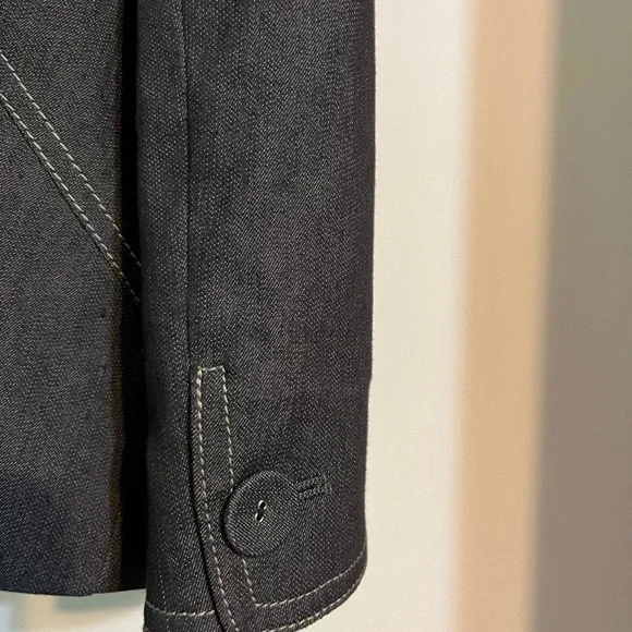 NWT Bandolino Stretch blazer.  Blue jean style.  Excellent condition. - Picture 3 of 7